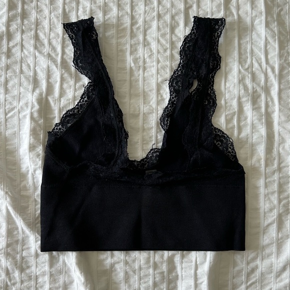 NEW black ribbed lace bralette top - Urban Outfitters - Picture 4 of 4